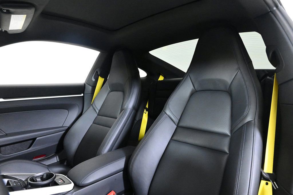 Used 2025 Porsche 911 Carrera S image 5