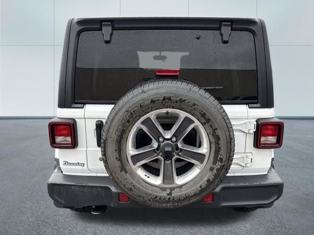 Used 2018 Jeep Wrangler Unlimited Sahara image 3