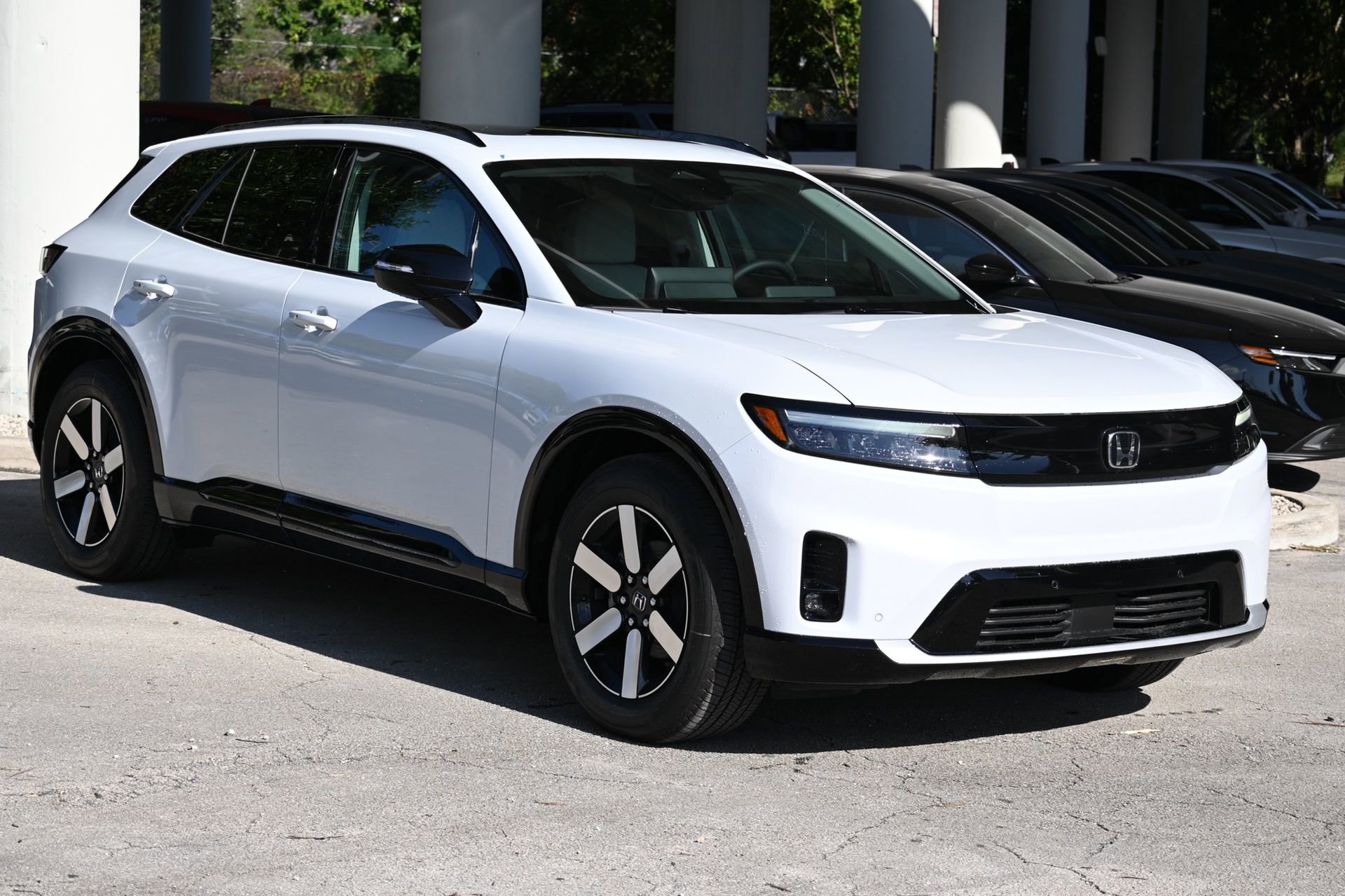 New 2026 Honda Prologue Touring image 3
