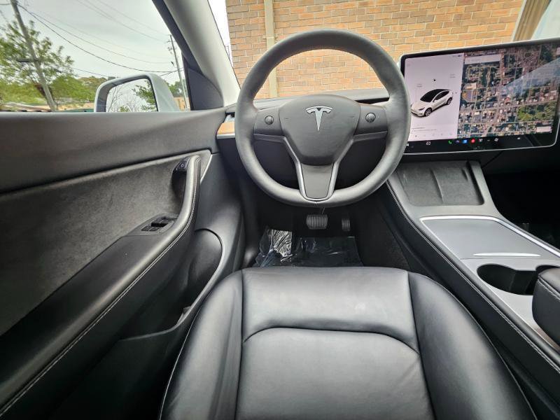 Used 2021 Tesla Model Y Long Range image 4
