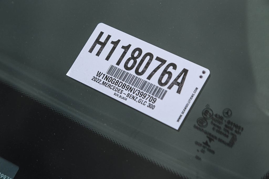 Used 2022 Mercedes-Benz GLC 300 image 27