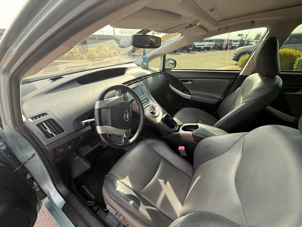 Used 2012 Toyota Prius Four w/ Deluxe Solar Roof Pkg FWD image 10