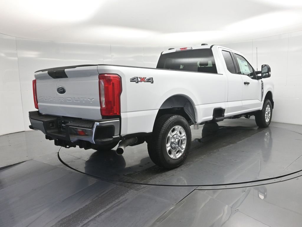New 2026 Ford F350 XLT image 26