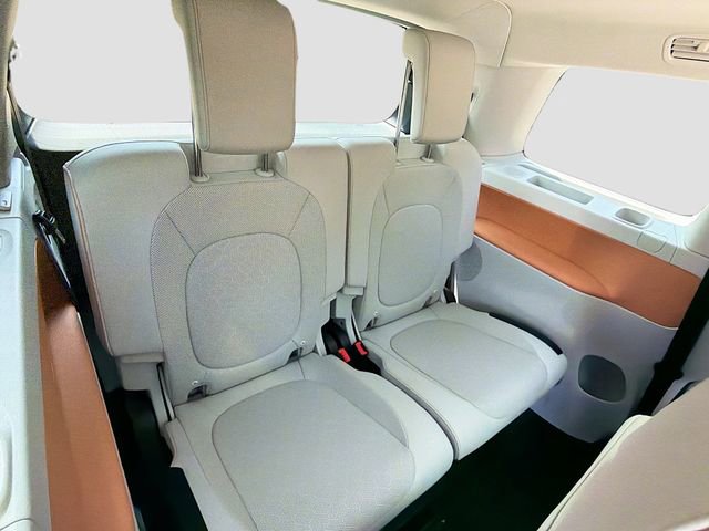 Used 2025 Volkswagen ID. Buzz Pro S Plus image 20