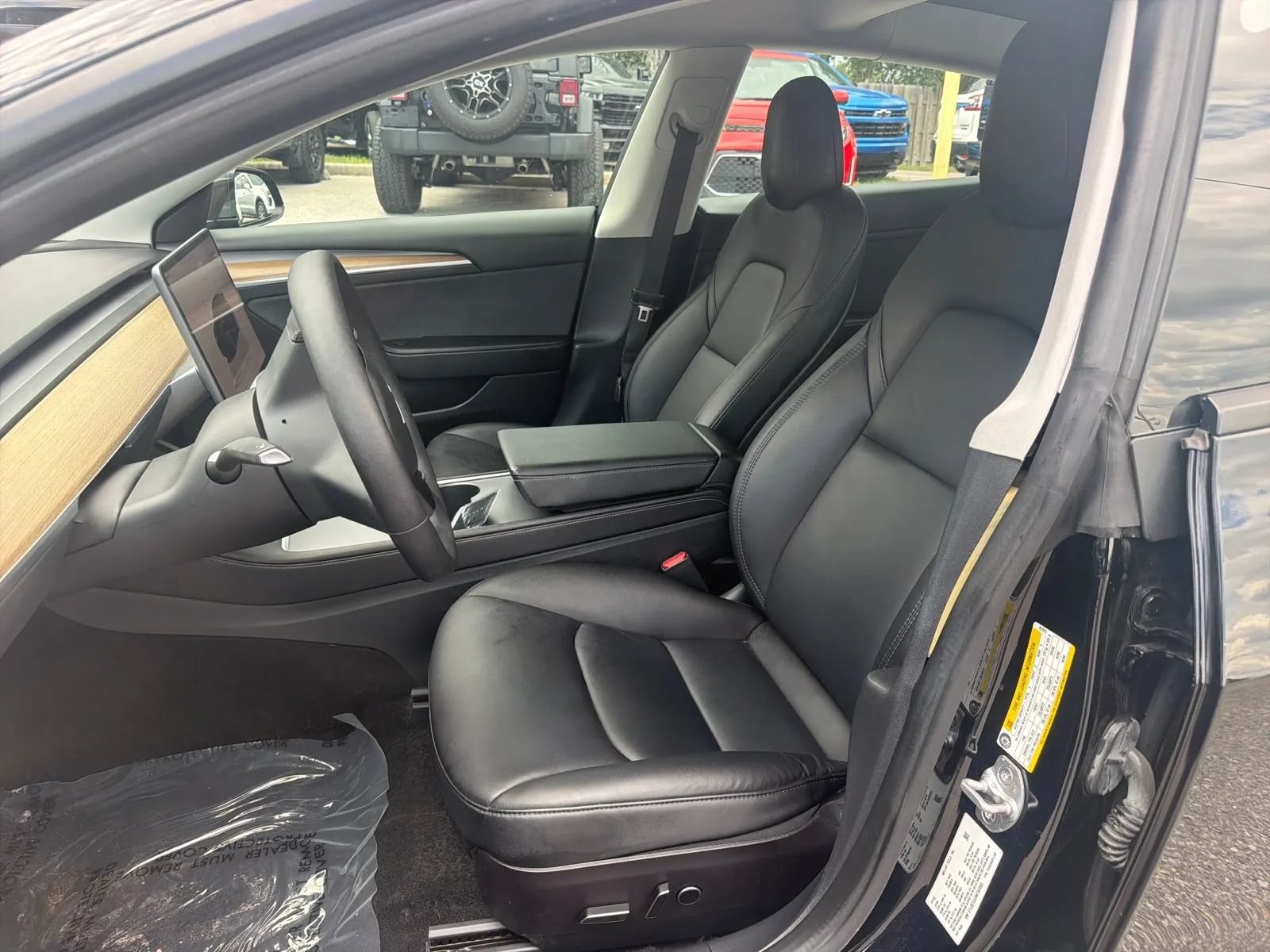 Used 2022 Tesla Model 3 Standard Range RWD image 11