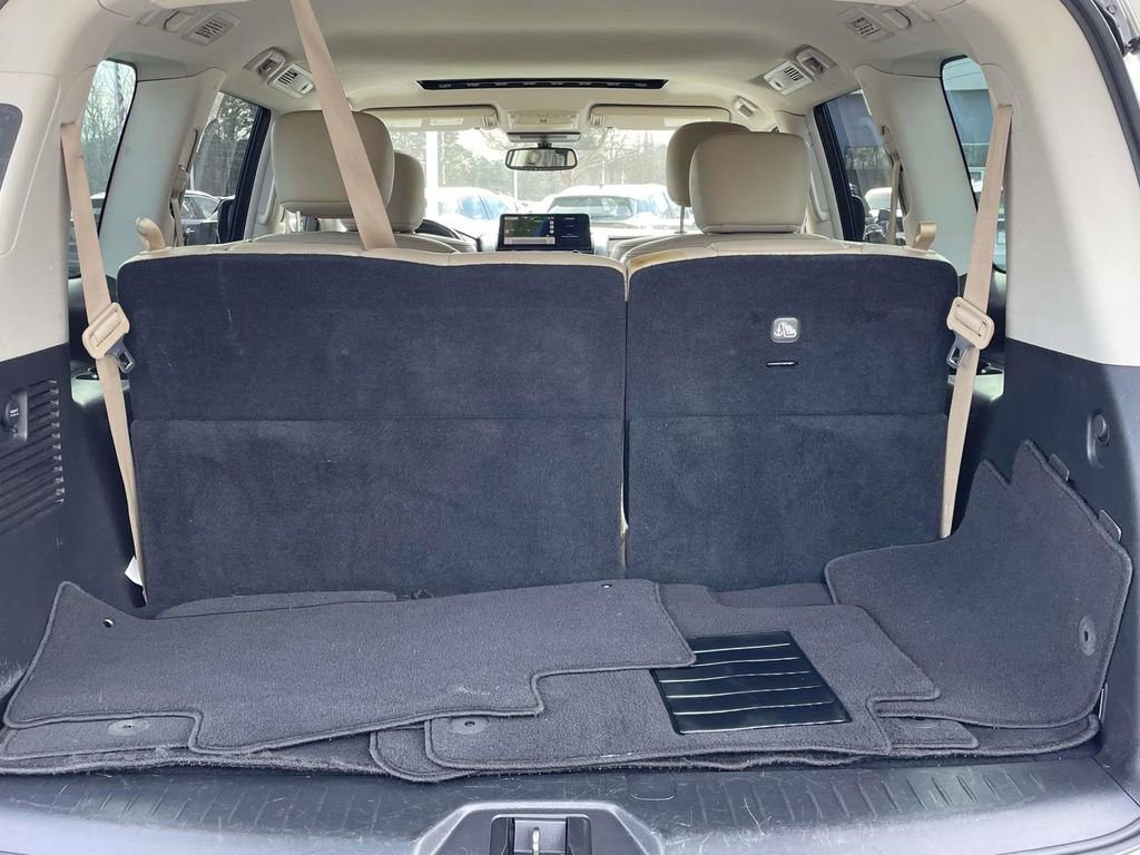 Used 2023 Nissan Armada SL w/ Captain's Chairs Package image 9