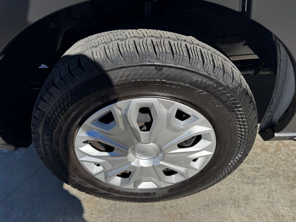 Used 2020 Ford Transit 250 Medium Roof image 21