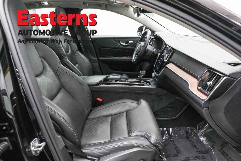Used 2019 Volvo S60 T6 Inscription image 25