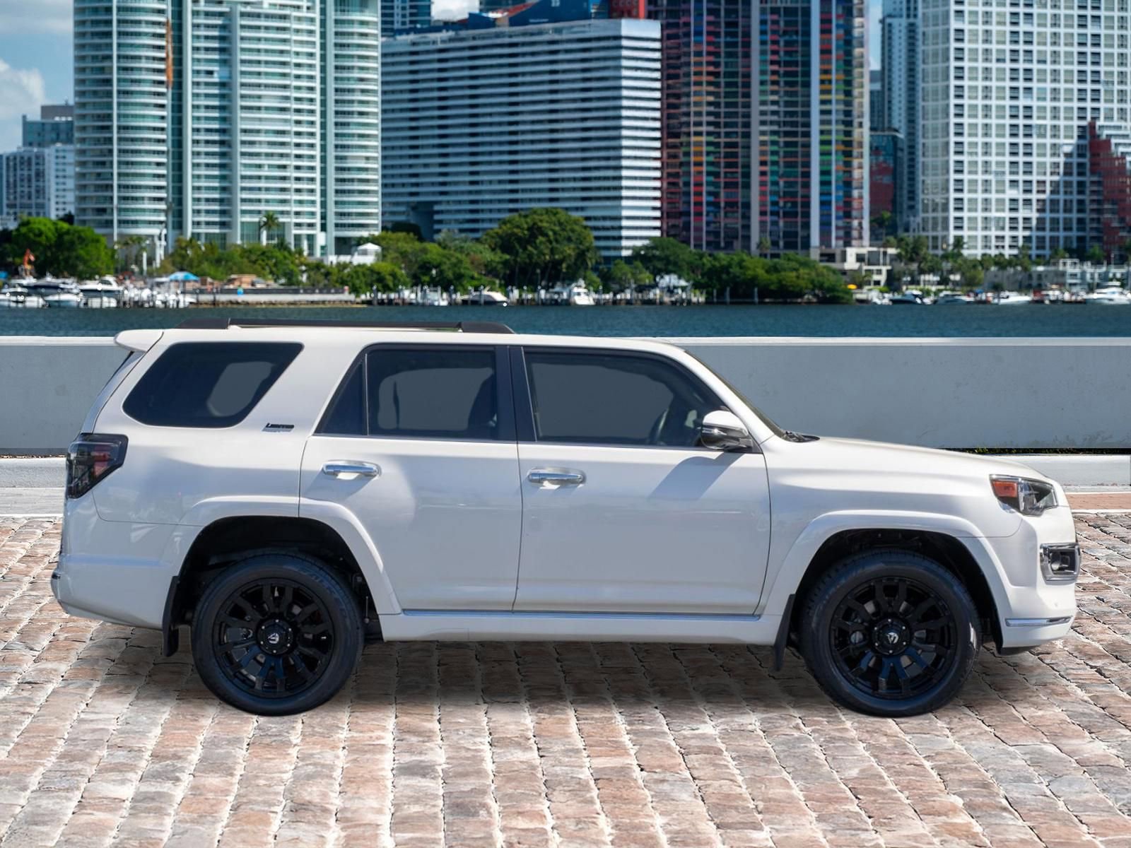 Used 2022 Toyota 4Runner Limited image 4