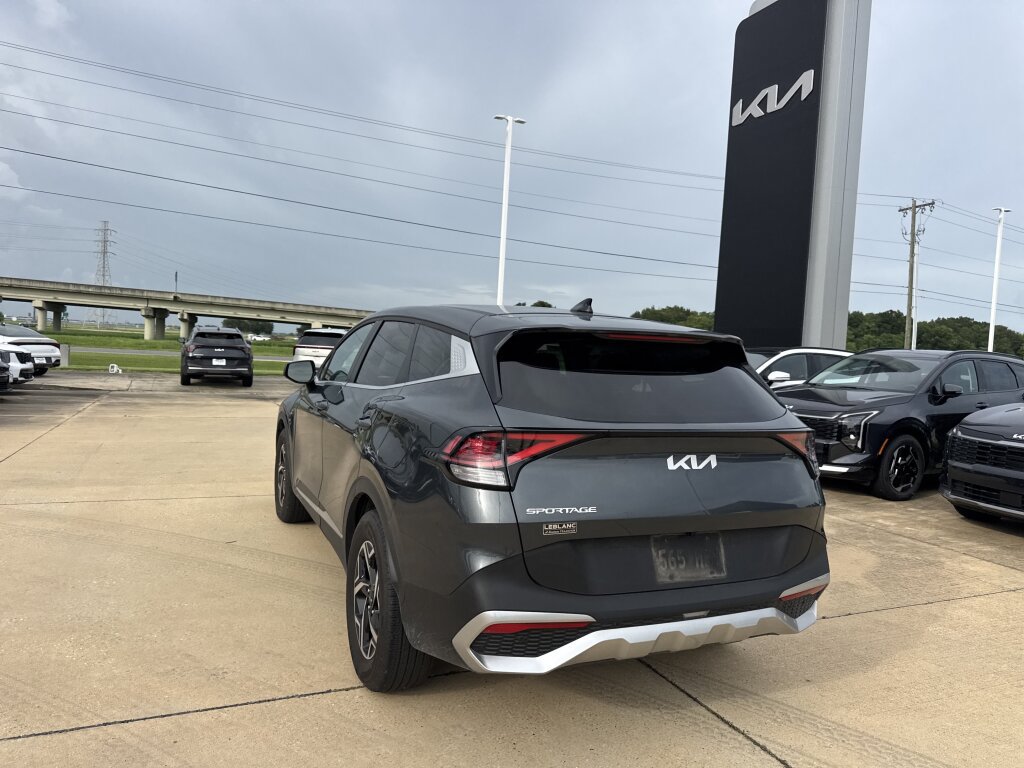 Certified 2024 Kia Sportage LX FWD image 24