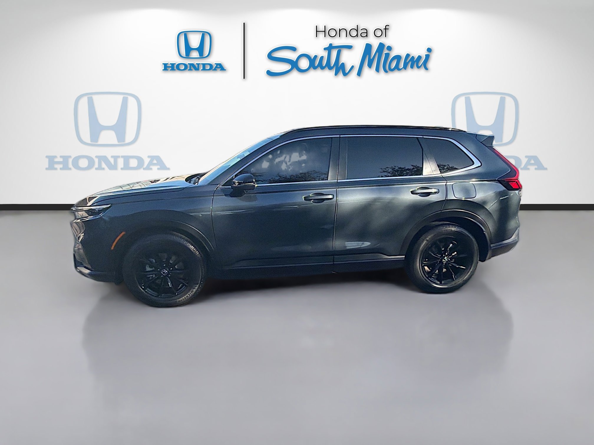 Certified 2025 Honda CR-V Sport image 4