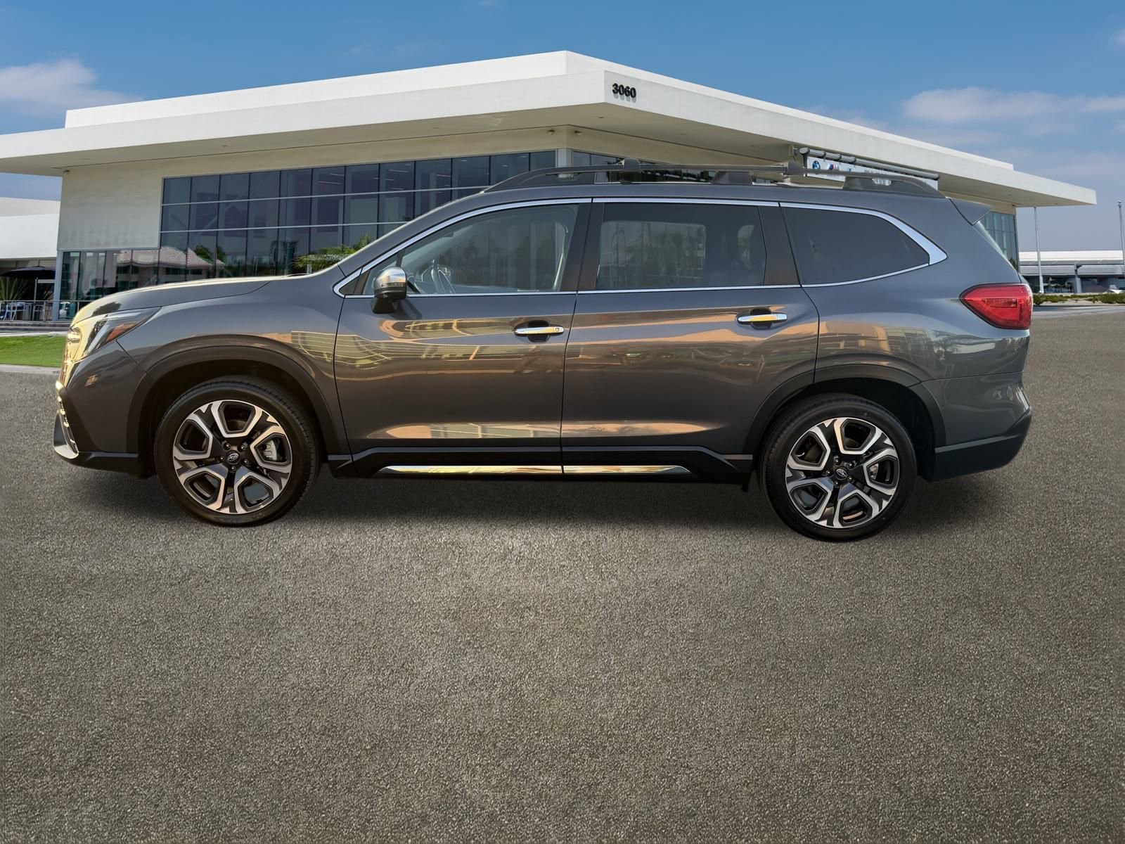 Used 2023 Subaru Ascent Touring image 6