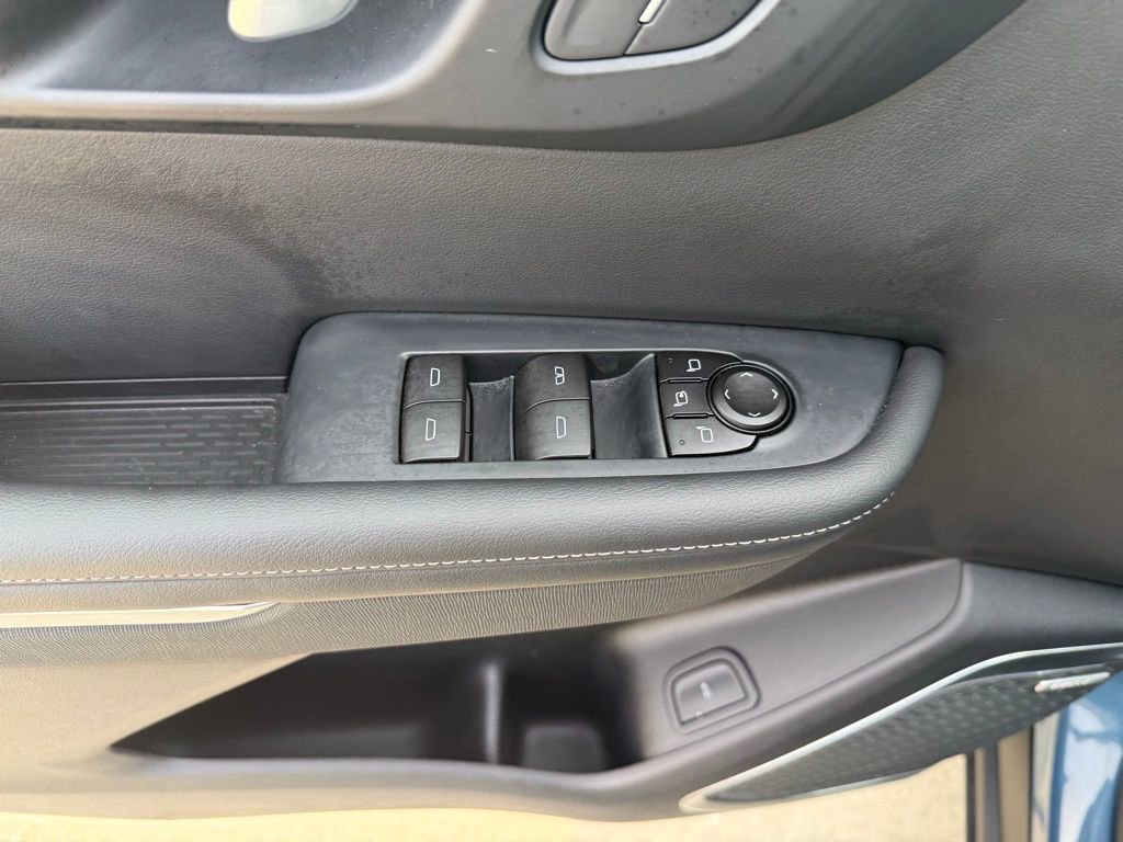 Used 2025 Buick Enclave Preferred w/ LPO, All-Weather Package image 27