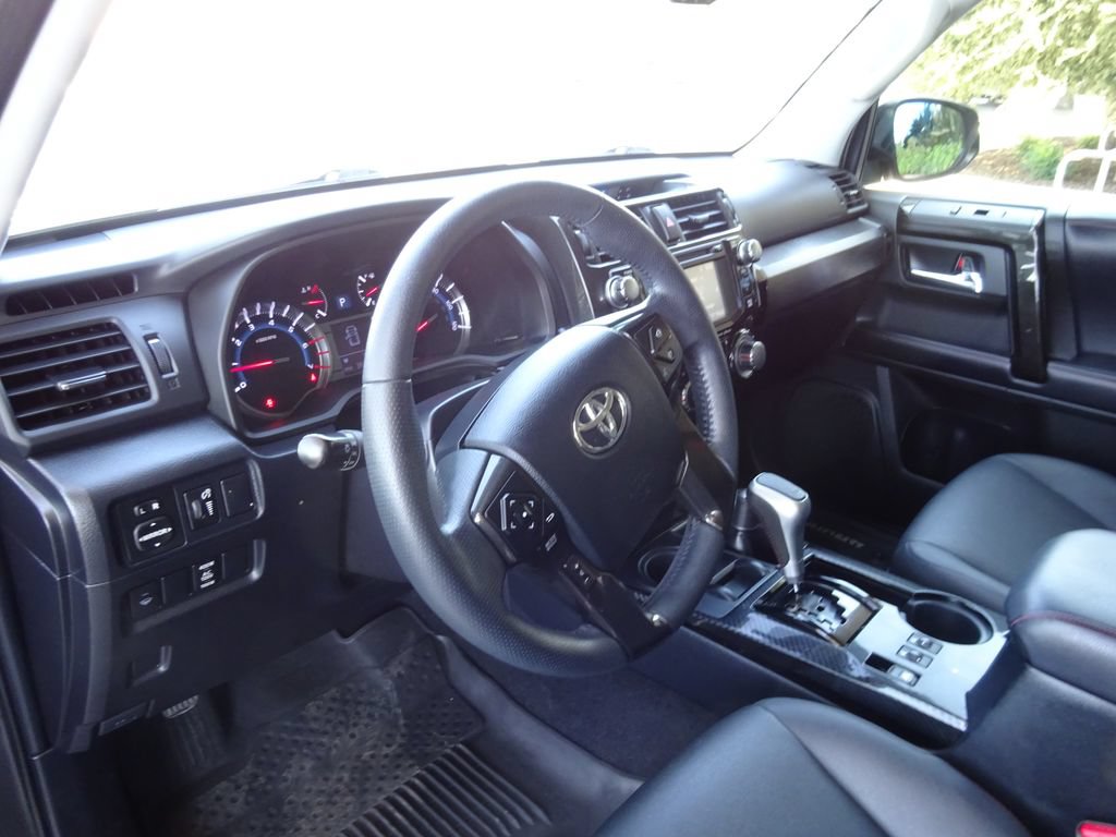 Used 2019 Toyota 4Runner TRD Off-Road Premium AWD/4WD image 12