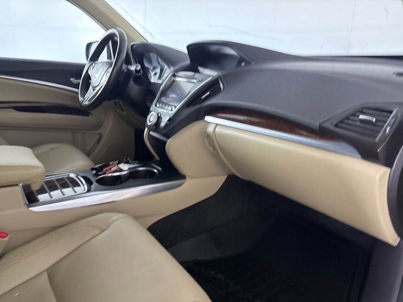 Used 2020 Acura MDX FWD image 33