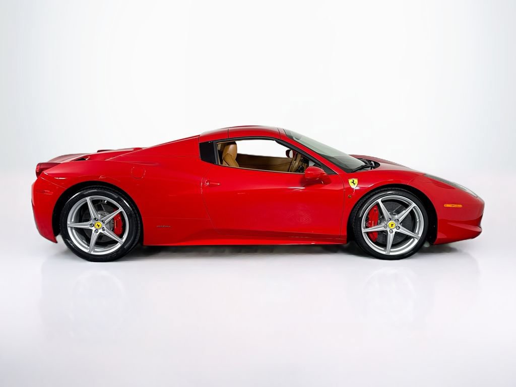 Certified 2015 Ferrari 458 Spider RWD image 10
