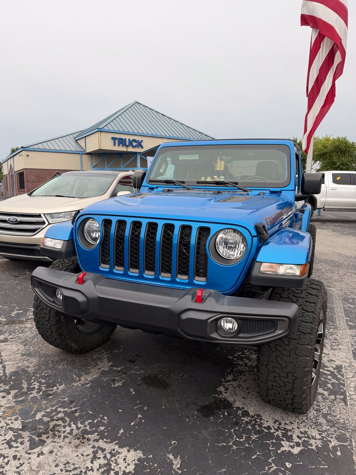 Used 2021 Jeep Gladiator Rubicon w/ Uconnect 4C Nav & Sound Group AWD/4WD image 8