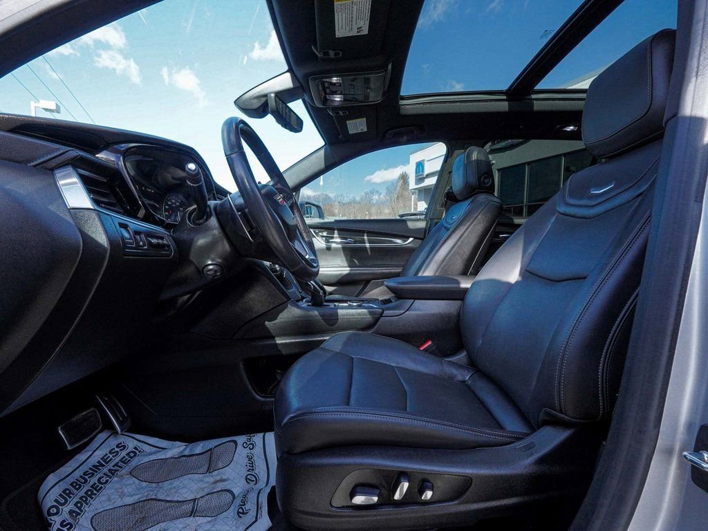 Used 2020 Cadillac XT6 Sport image 32