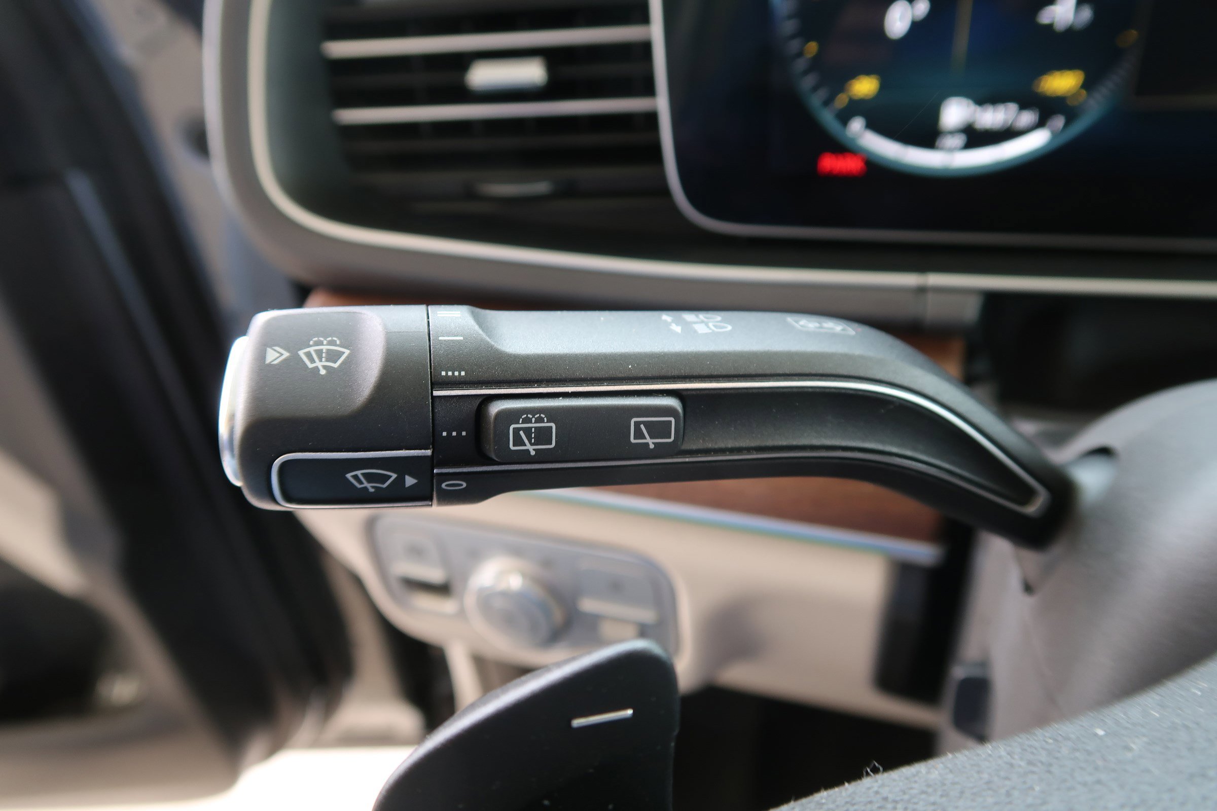 Used 2020 Mercedes-Benz GLE 450 4MATIC image 23