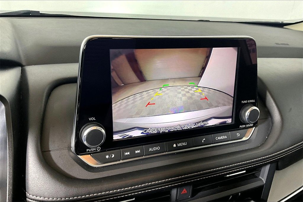 Used 2024 Nissan Rogue SV image 17