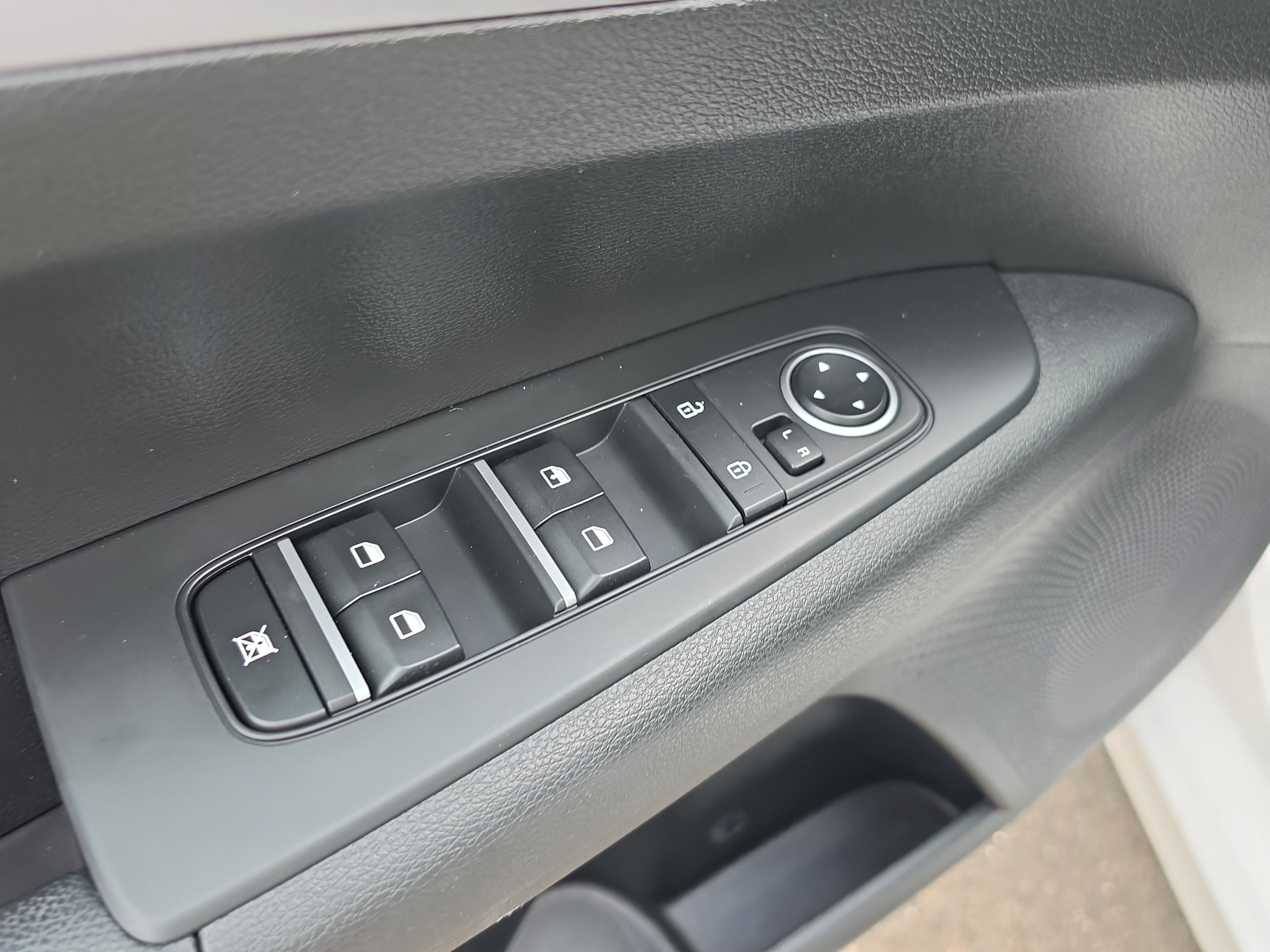 Certified 2023 Kia Forte LXS FWD image 19