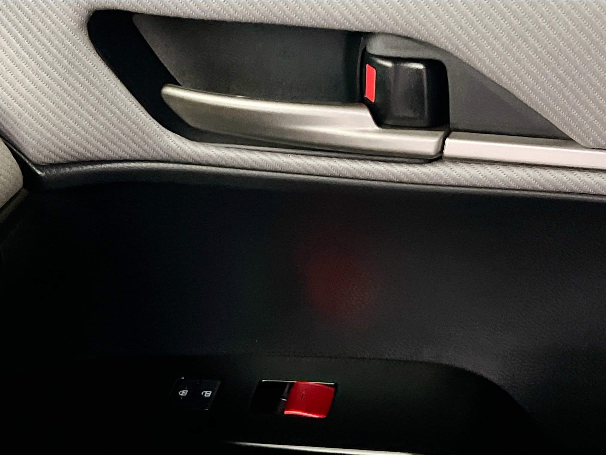 Used 2026 Toyota Camry SE FWD image 32