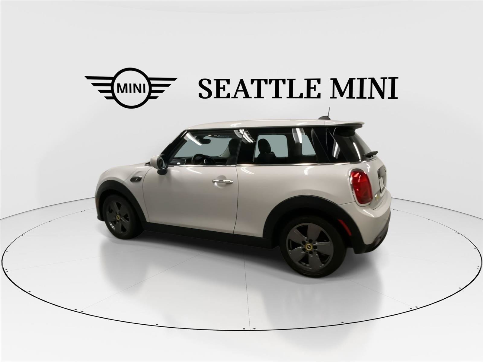 Used 2022 MINI Cooper SE FWD image 8