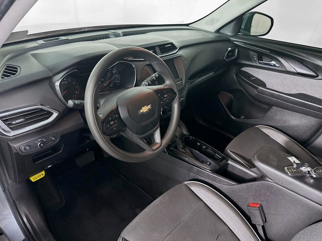 Used 2022 Chevrolet TrailBlazer LT image 30