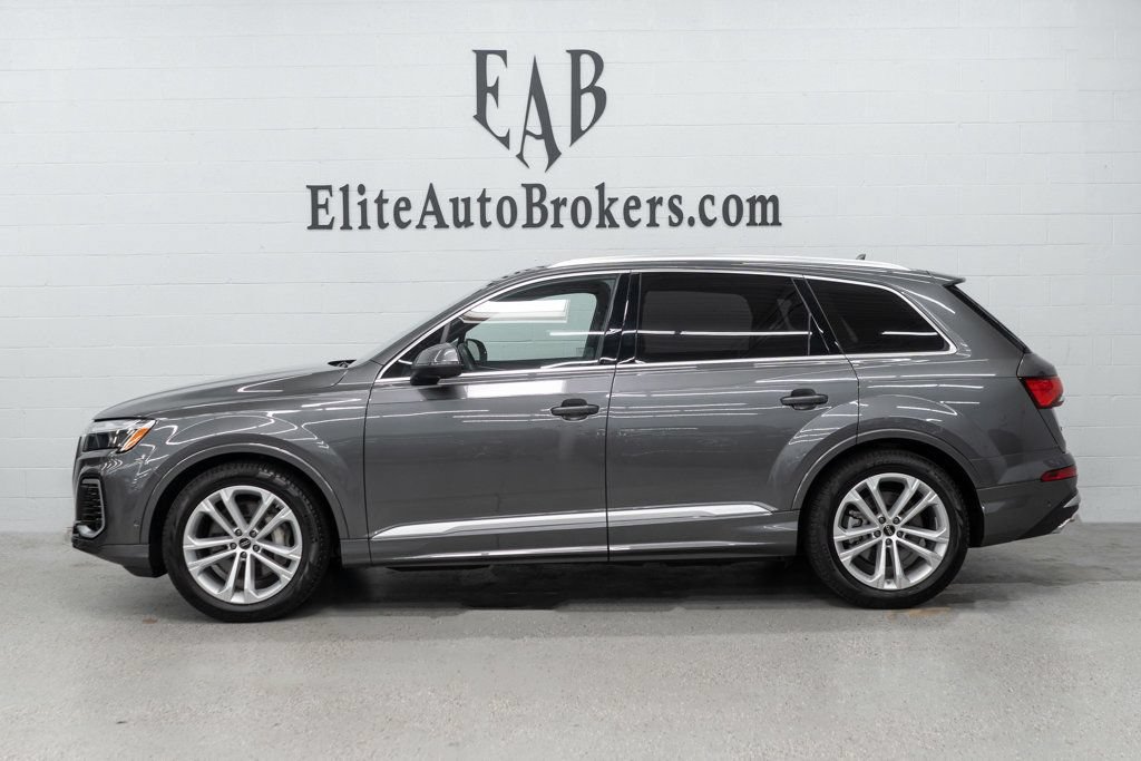 Used 2025 Audi Q7 3.0T Prestige AWD/4WD image 2