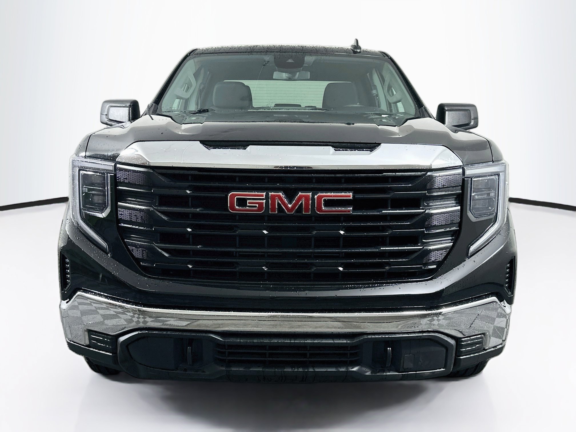 Used 2023 GMC Sierra 1500 Pro AWD/4WD image 2