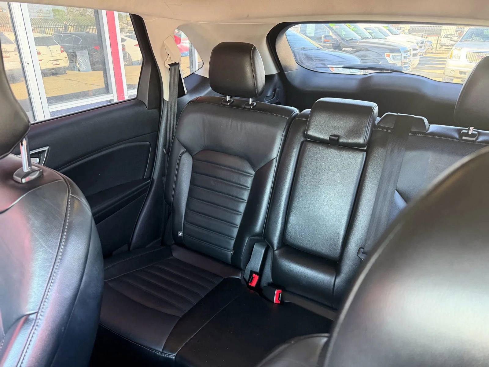 Used 2015 Ford Edge SEL w/ Canadian Comfort Package image 10