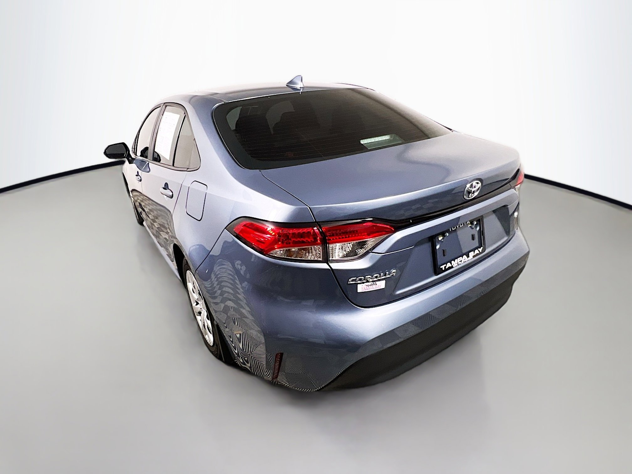 Used 2025 Toyota Corolla LE image 8
