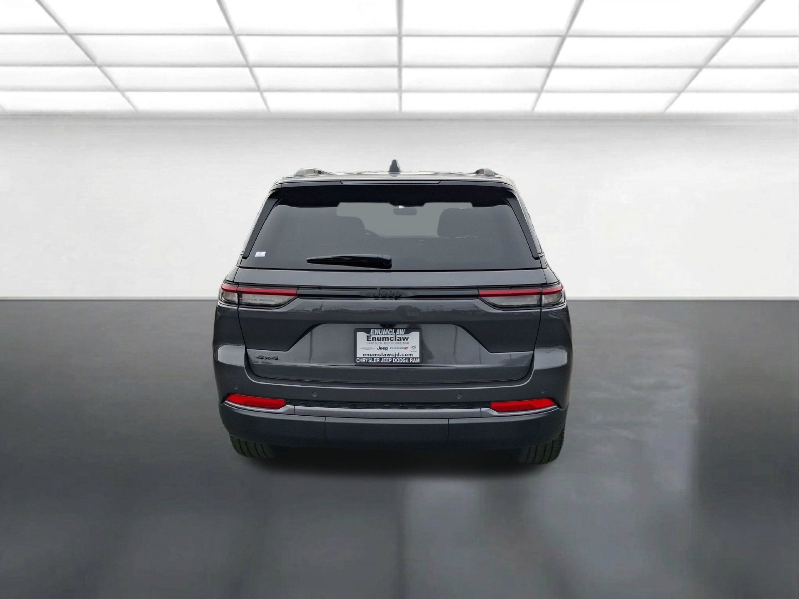 New 2026 Jeep Grand Cherokee Limited w/ Limited Altitude Package AWD/4WD image 4