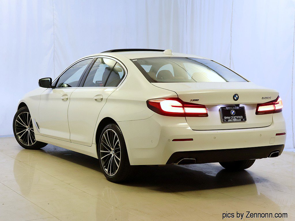 Certified 2023 BMW 530i xDrive w/ Premium Package AWD/4WD image 9