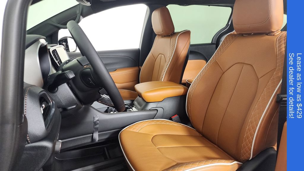 New 2026 Chrysler Pacifica Pinnacle FWD image 16