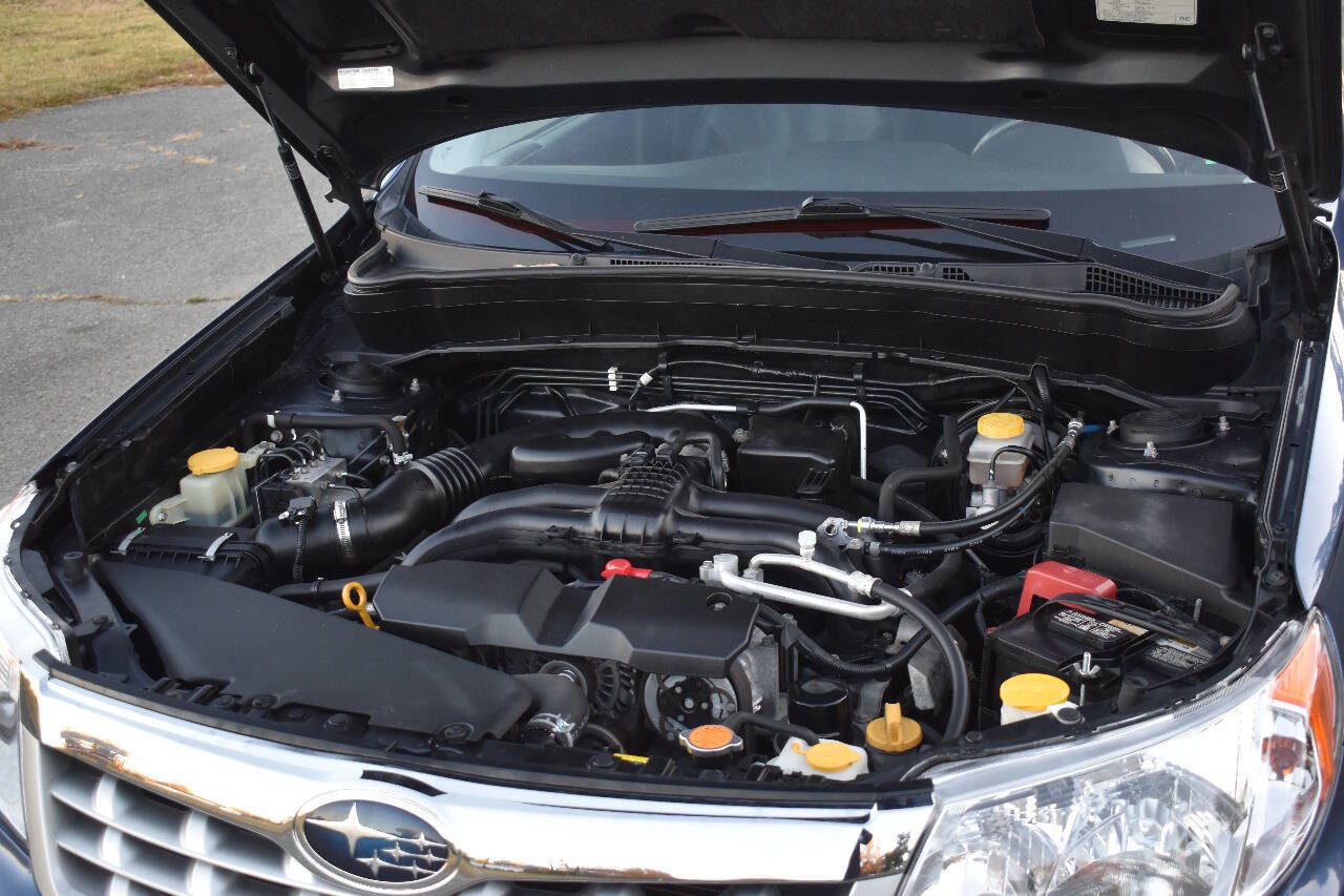 Used 2012 Subaru Forester 2.5X Limited image 33