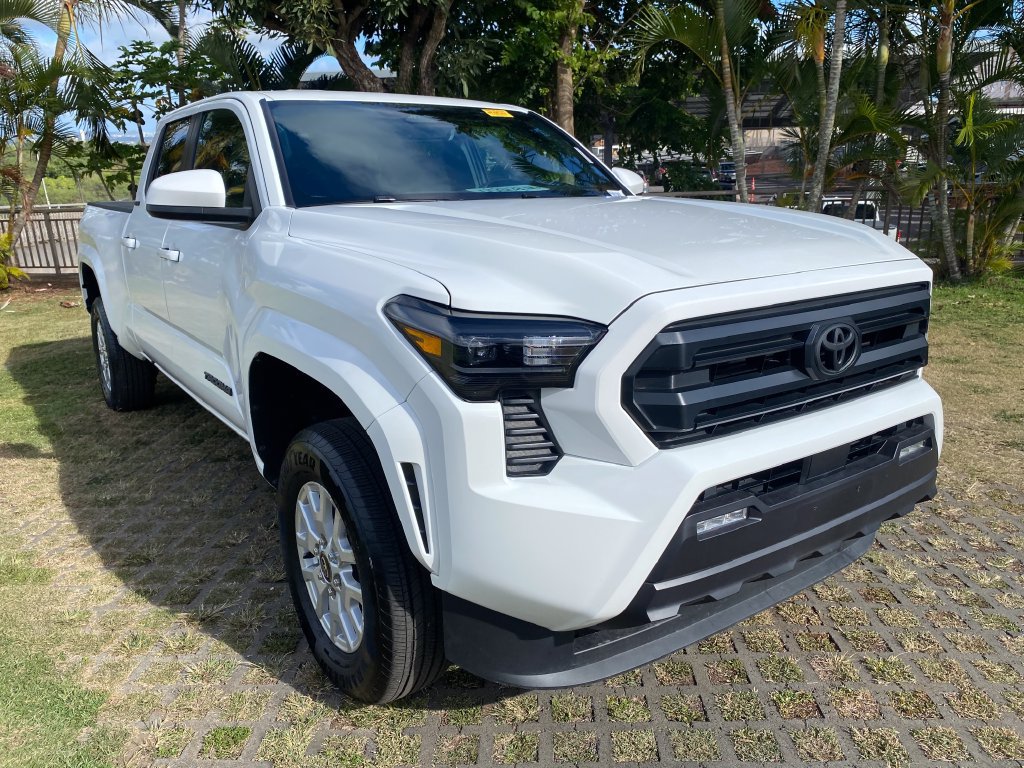 Used 2025 Toyota Tacoma SR5