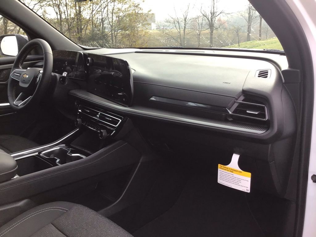 New 2026 Chevrolet Traverse LT w/ Driver Confidence Package image 27