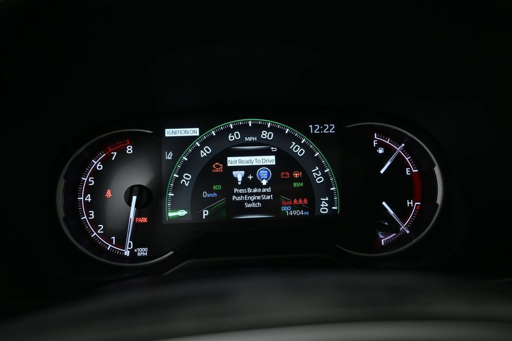 Used 2024 Toyota RAV4 XLE w/ Convenience Package FWD image 12