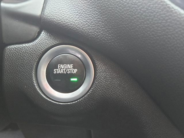 Used 2024 Chevrolet Equinox LT image 32