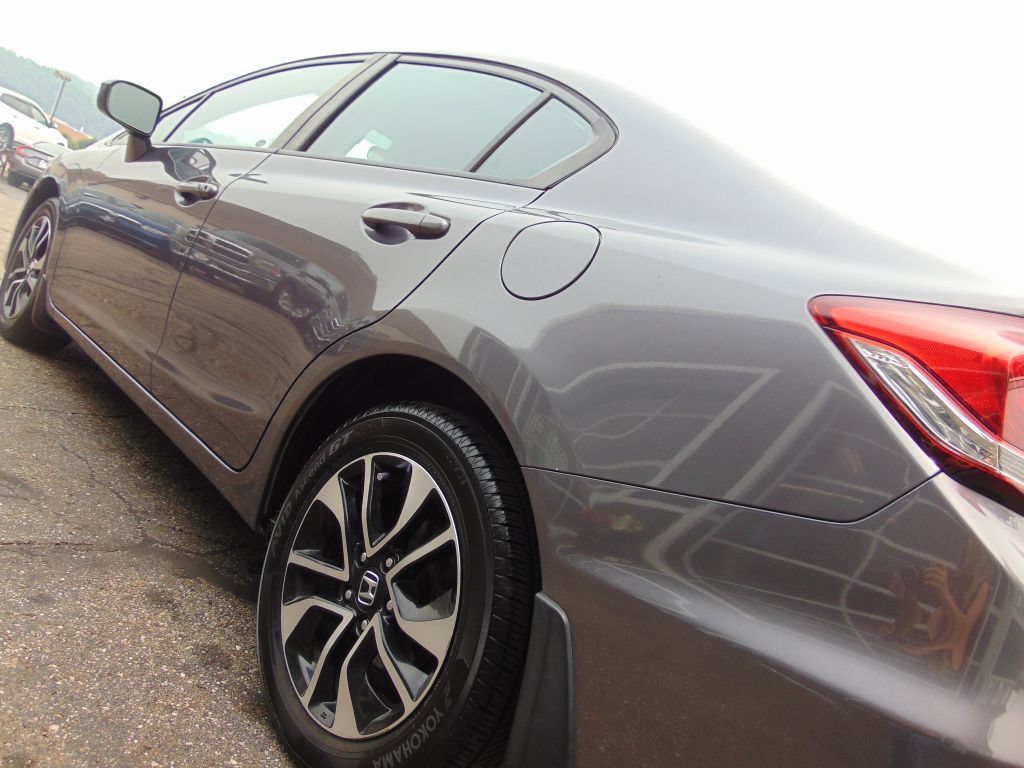 Used 2015 Honda Civic EX image 16