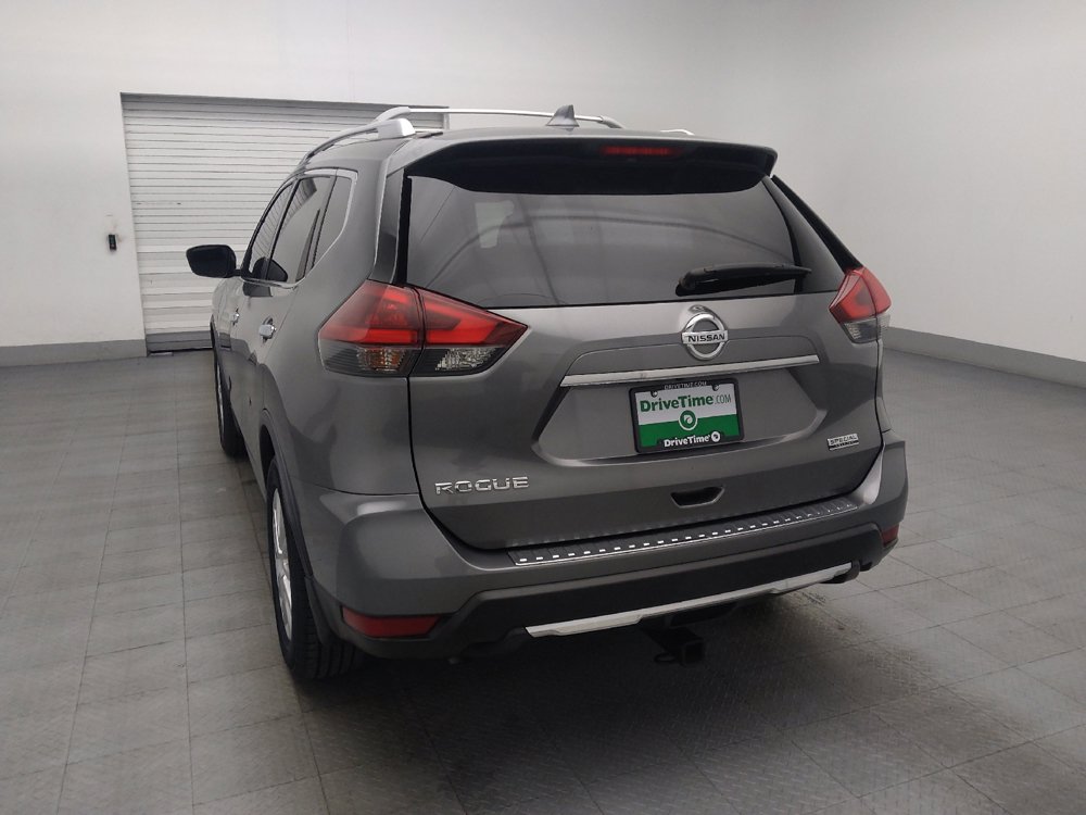 Used 2020 Nissan Rogue S w/ Special Edition Package FWD image 6