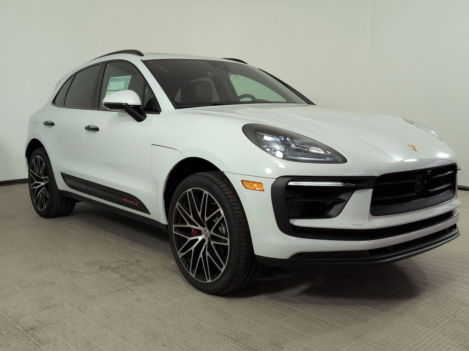 New 2026 Porsche Macan S AWD/4WD image 8