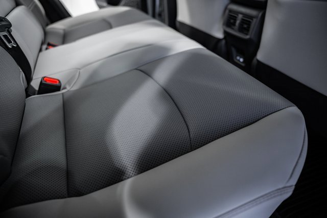 New 2025 Toyota RAV4 Limited image 32