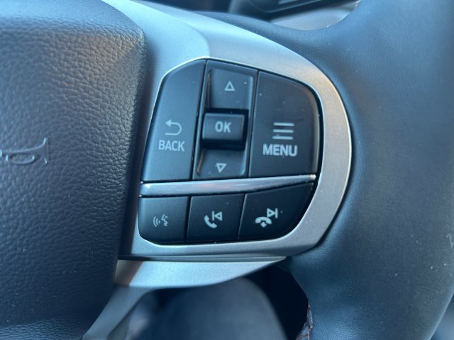 Used 2025 Ford Explorer Active w/ Active Comfort Package AWD/4WD image 24