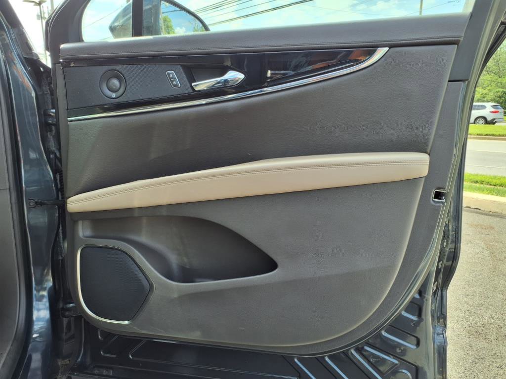 Certified 2022 Lincoln Nautilus Reserve w/ Equipment Group 201A image 10