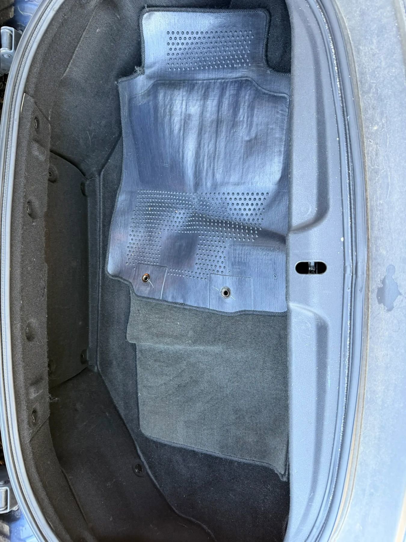 Used 2013 Nissan 370Z Touring RWD image 28