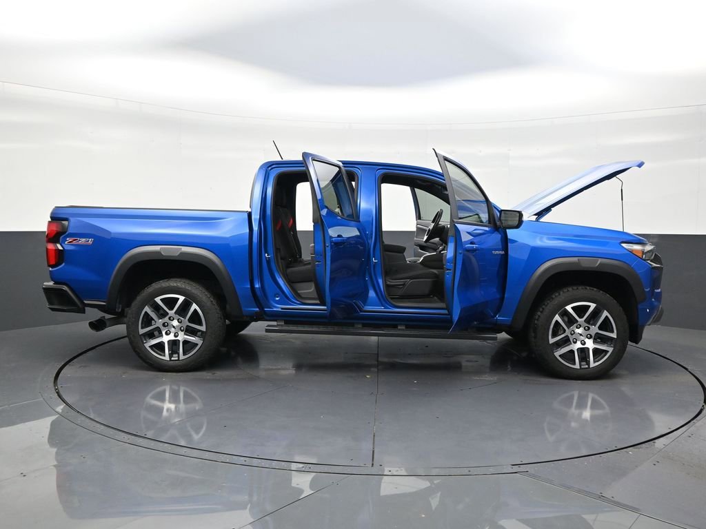 Used 2023 Chevrolet Colorado Z71 w/ Z71 Convenience Package 2 image 29