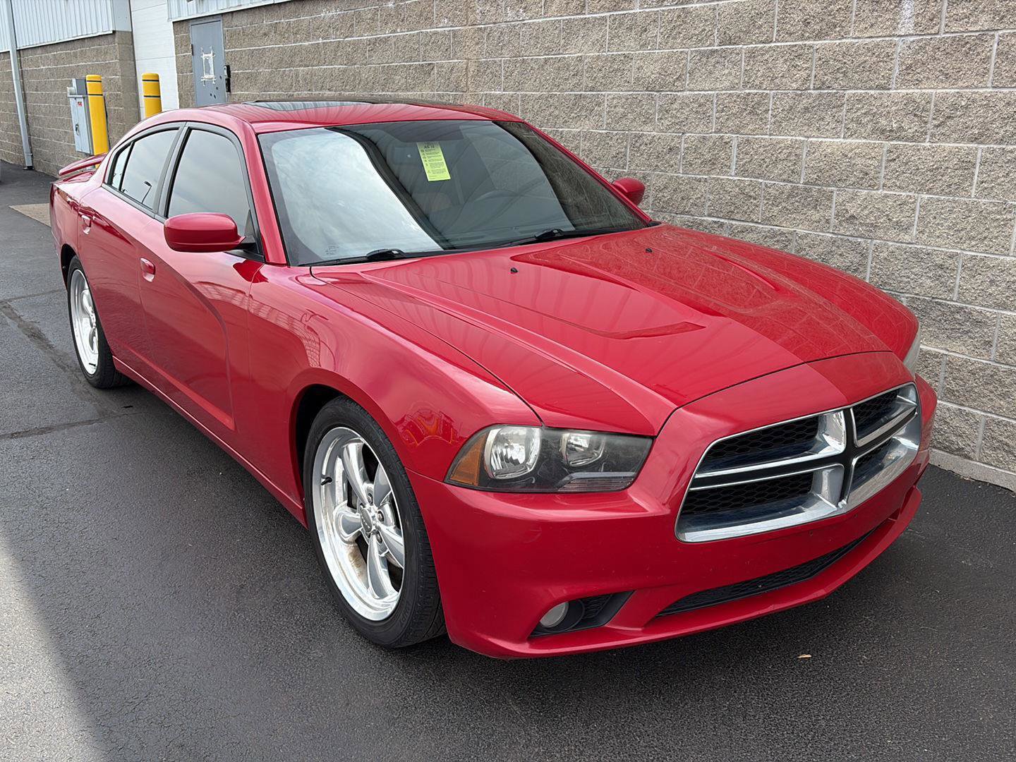 Used 2013 Dodge Charger SXT Plus RWD image 2