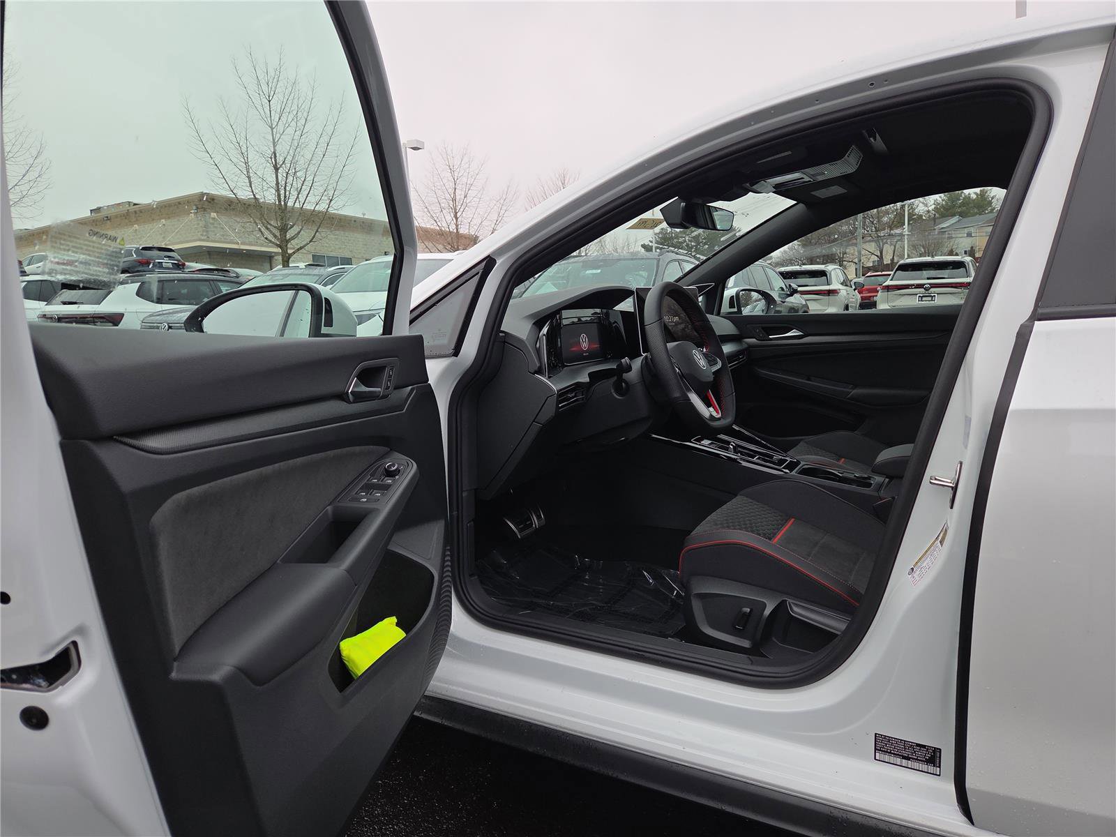 New 2026 Volkswagen GTI SE image 11